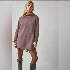 Free People Ottoman Slouchy Tunic Sweater | Size M | Mauve Purple Ribbed